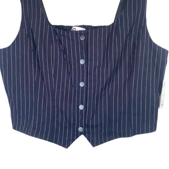 SO brand navy white pin strip vest elastic back snap feature // XL - Picture 2 of 8